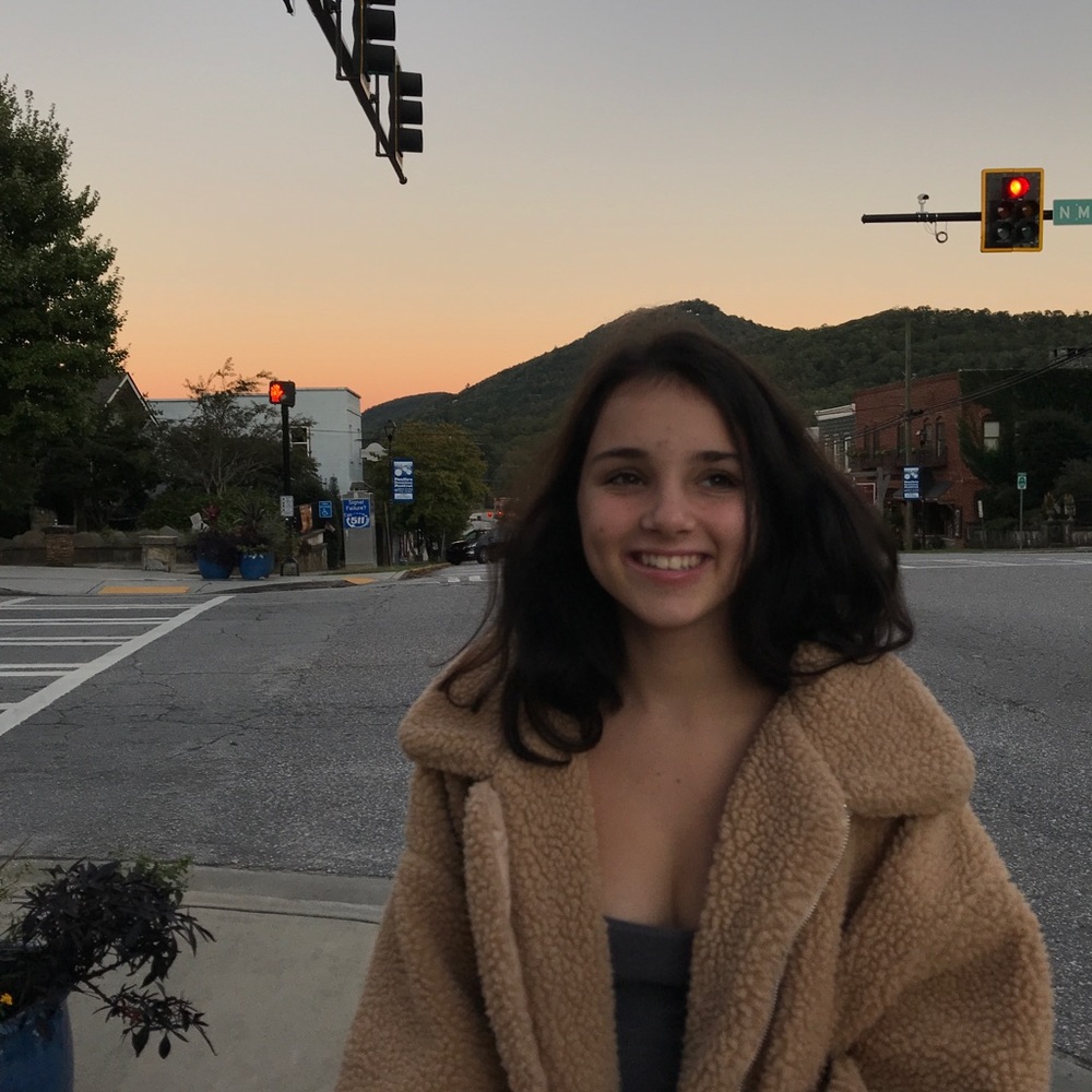 Meet your Posher, Isabel